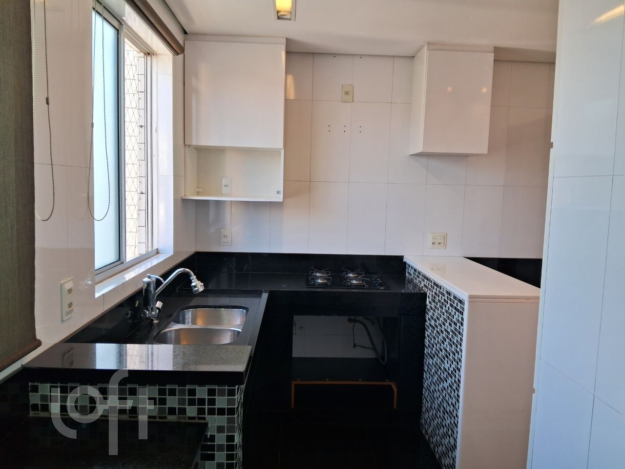 Apartamento à venda com 3 quartos, 180m² - Foto 7