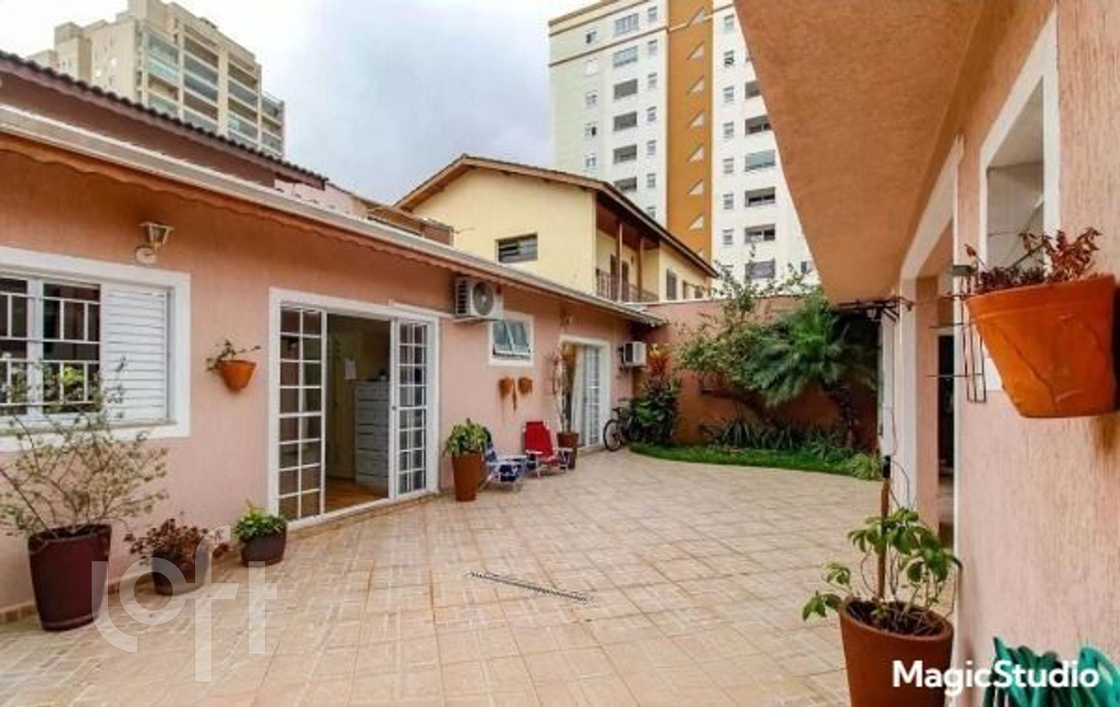 Casa à venda com 3 quartos, 300m² - Foto 9