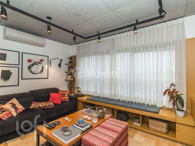 Apartamento com 69m², 1 dormitório, 1 suíte, 2 vagas, Petrópolis em Porto Alegre