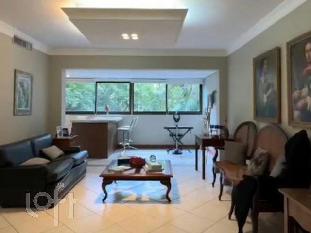 Apartamento com 230m², 3 dormitórios, 1 suíte, 2 vagas, Bela Vista em Porto Alegre