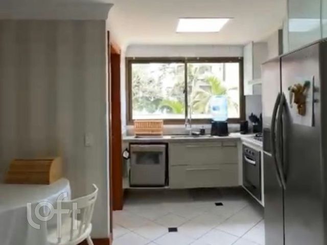 Apartamento com 230m², 3 dormitórios, 1 suíte, 2 vagas, Bela Vista em Porto Alegre