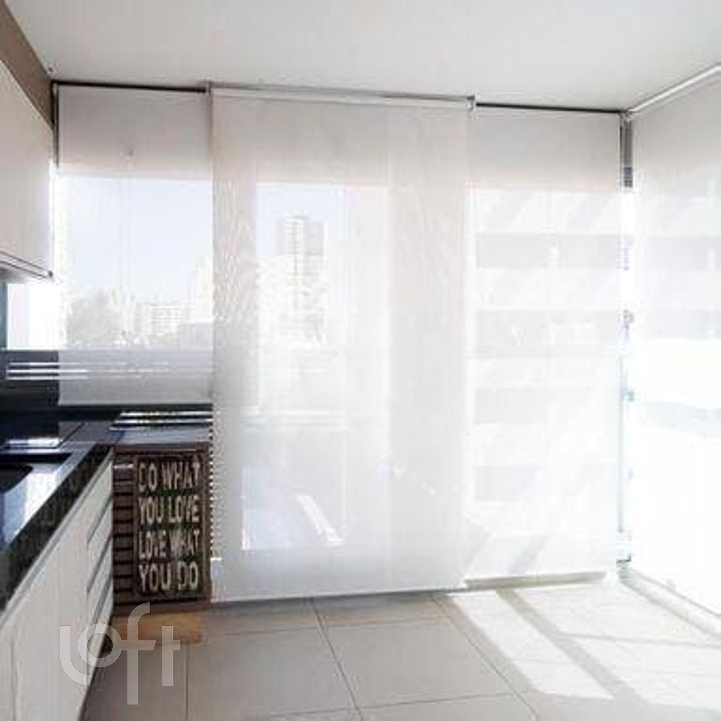 Apartamento à venda com 1 quarto, 30m² - Foto 1