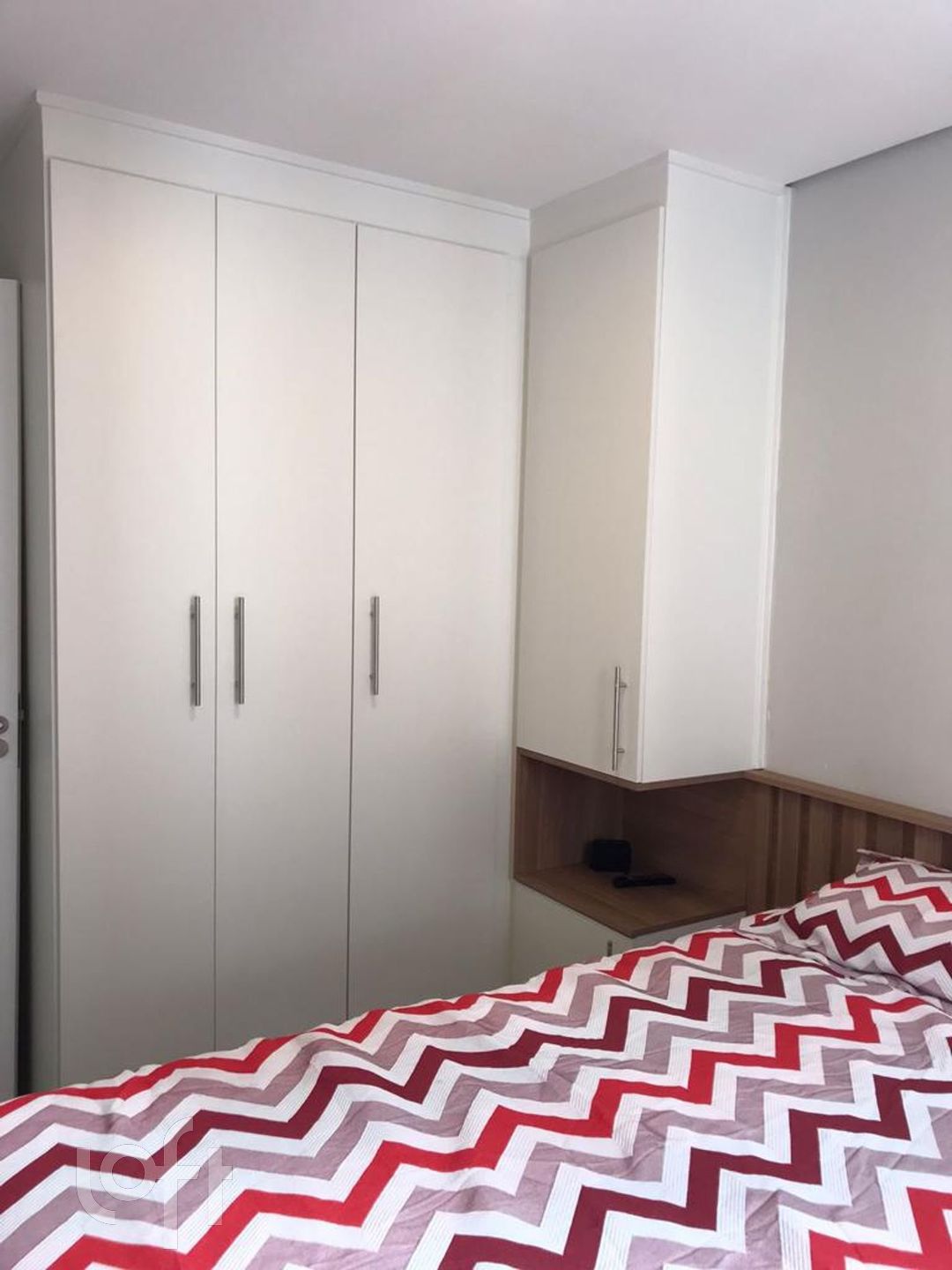 Apartamento à venda com 2 quartos, 42m² - Foto 3