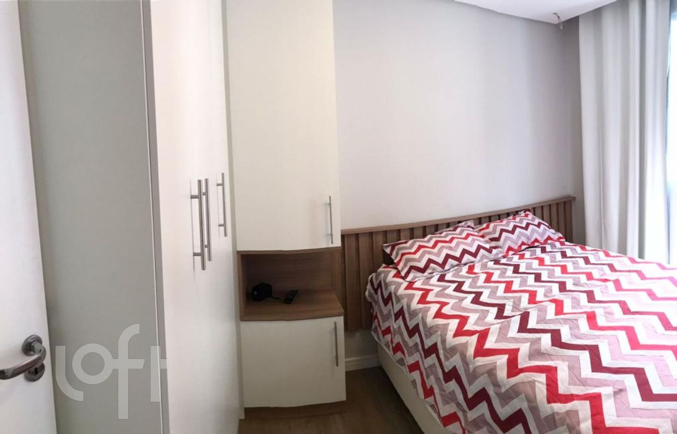 Apartamento à venda com 2 quartos, 42m² - Foto 4