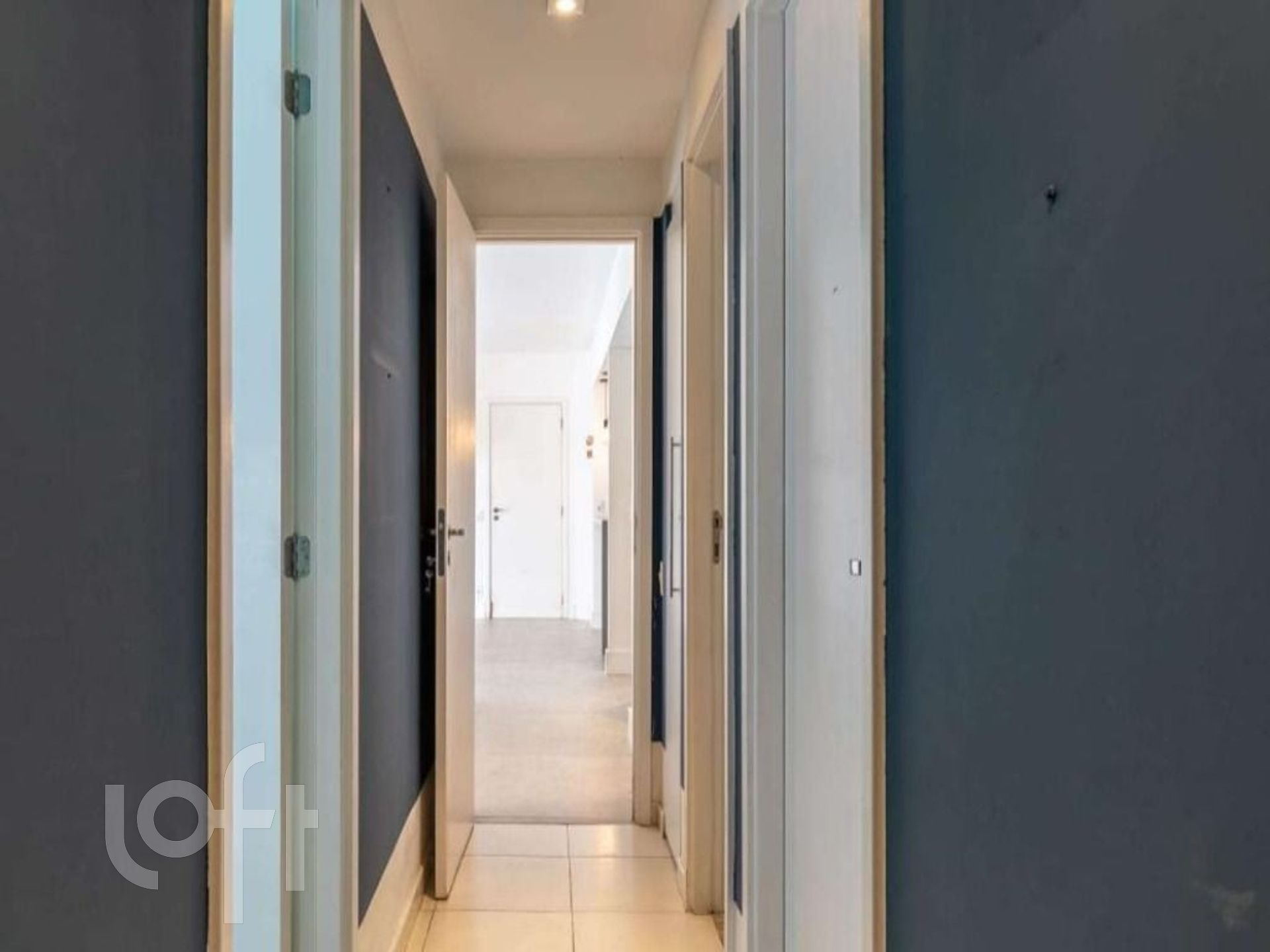 Apartamento à venda com 3 quartos, 117m² - Foto 18