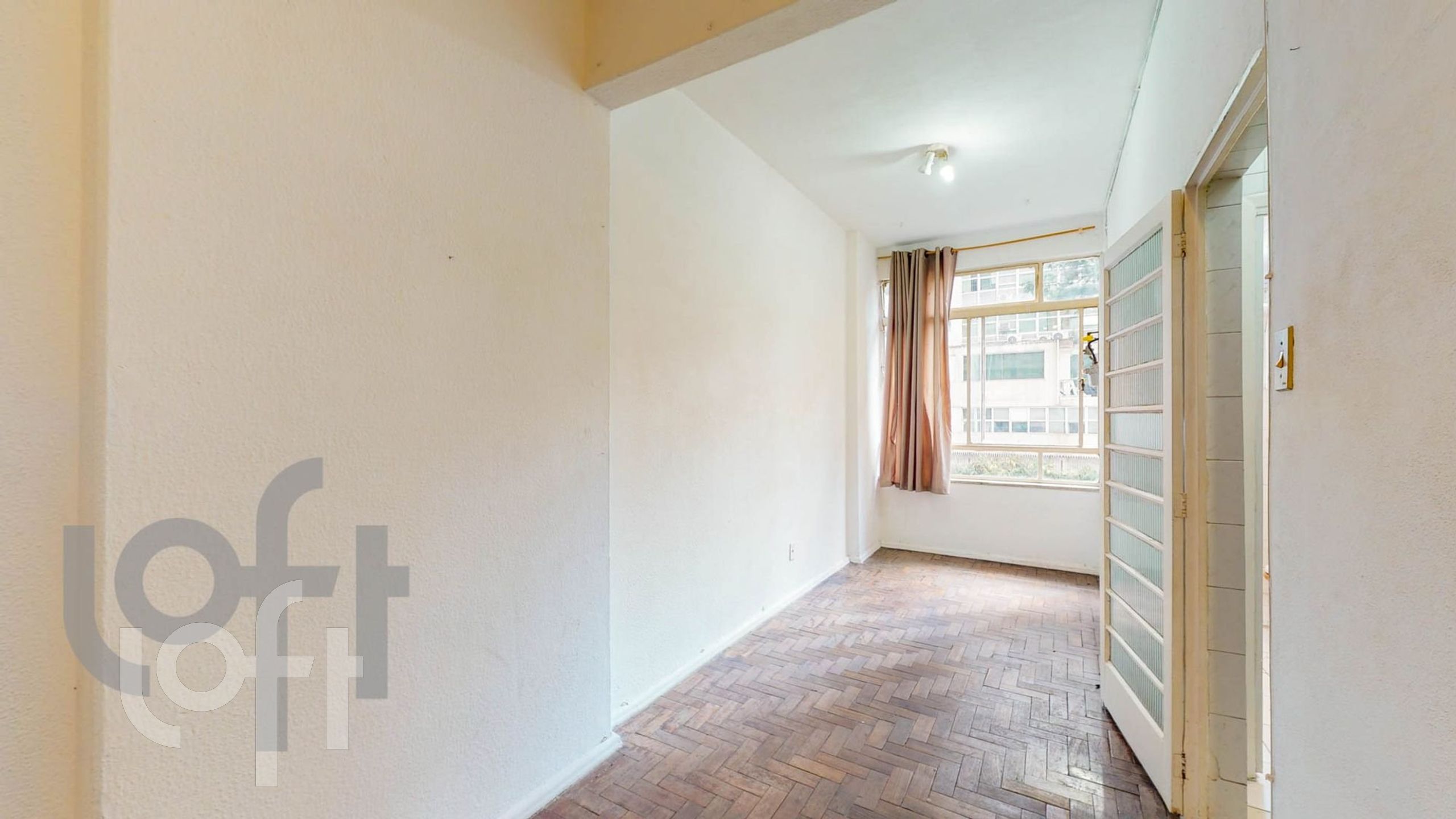 Apartamento à venda com 1 quarto, 37m² - Foto 18