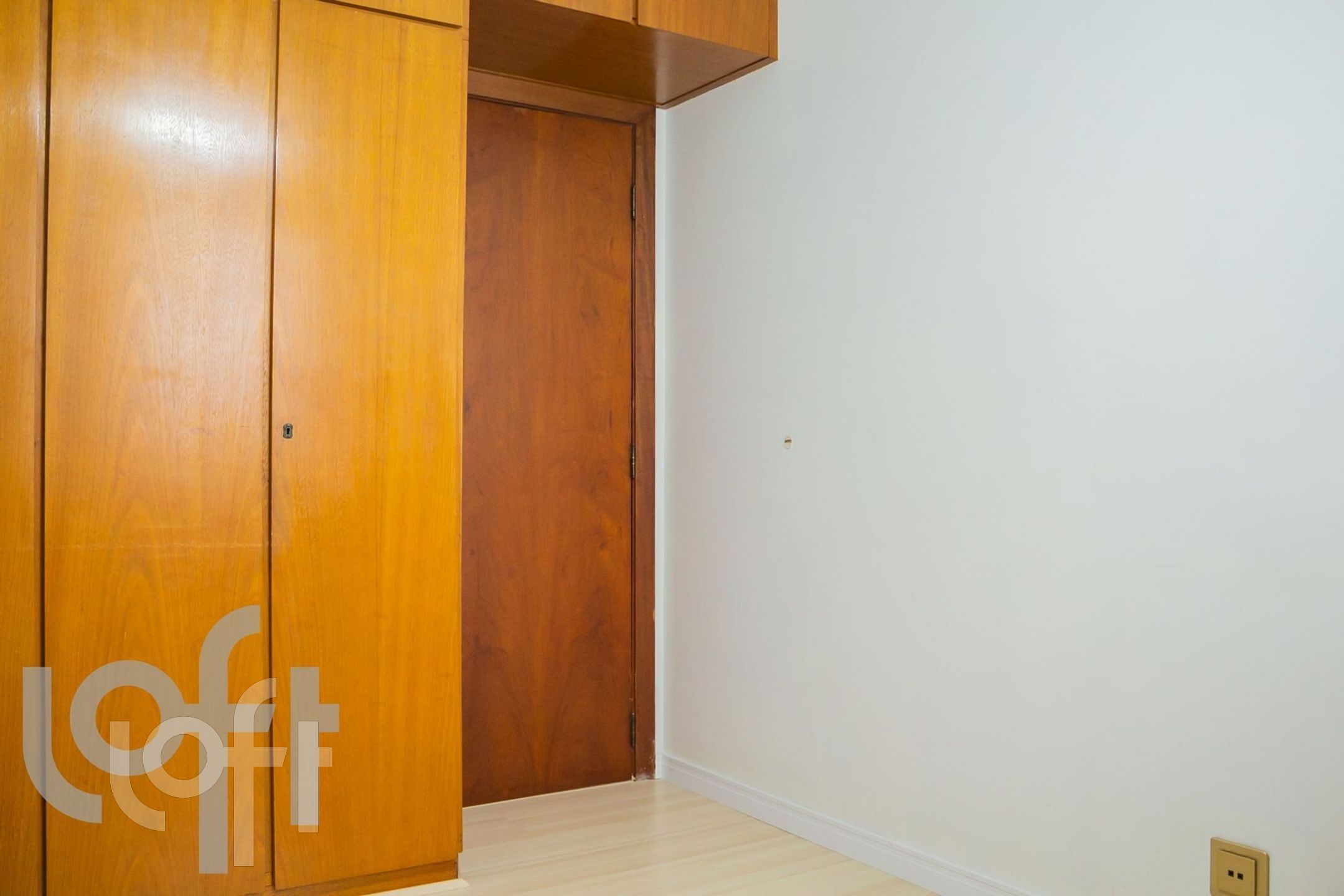 Apartamento à venda com 4 quartos, 220m² - Foto 10