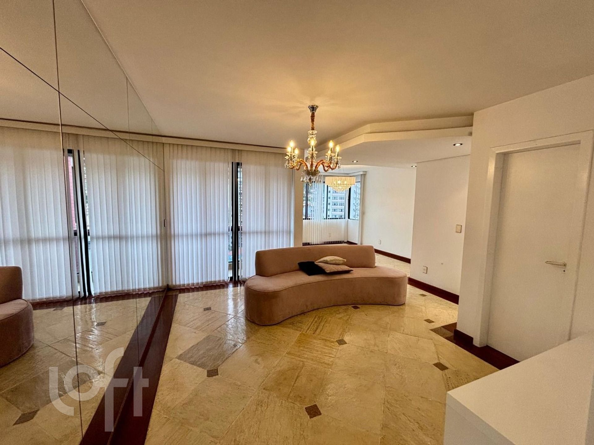 Apartamento à venda em Centro com 120 m², 3 quartos, 1 suíte, 2 vagas