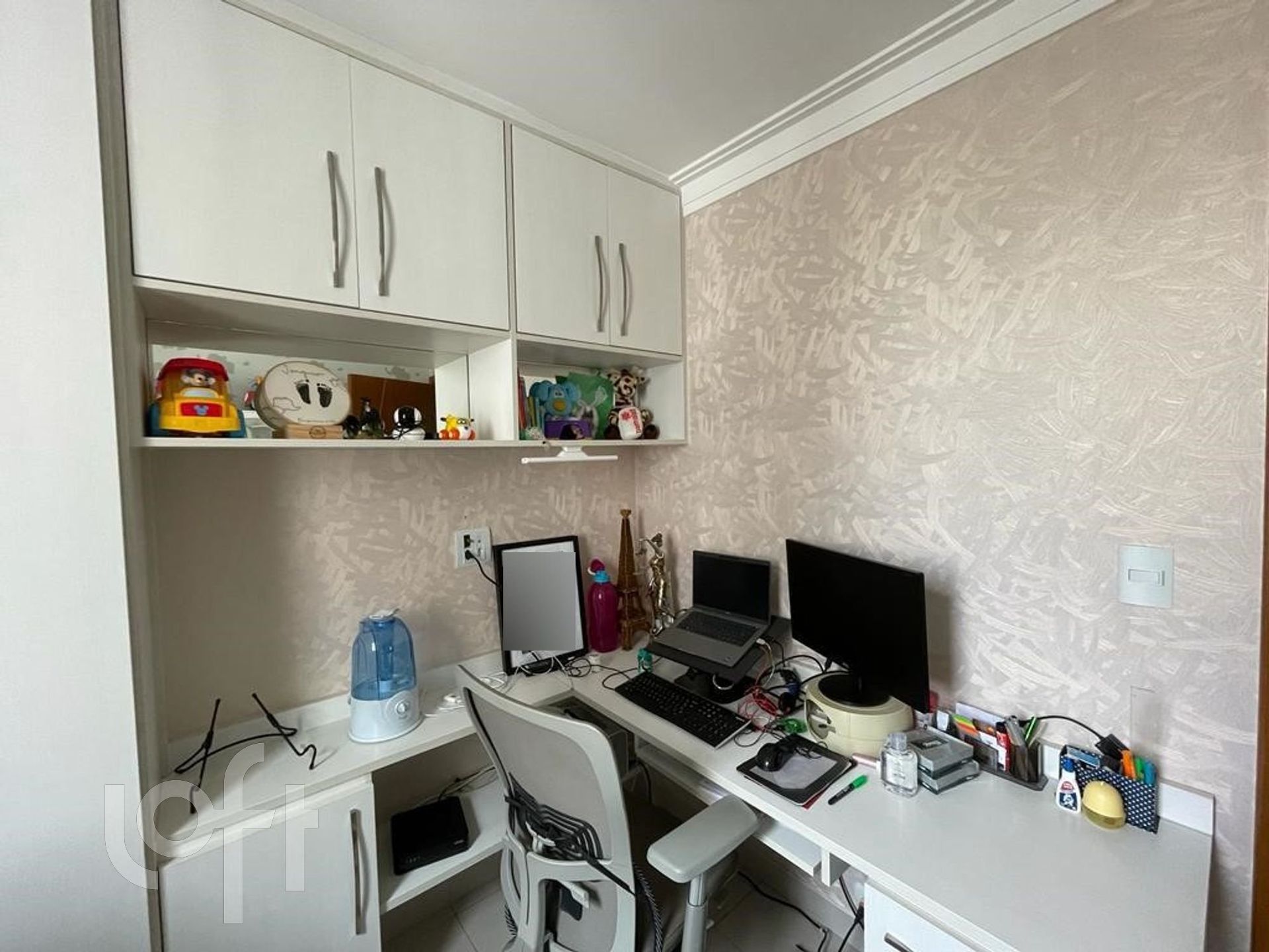 Apartamento à venda com 3 quartos, 70m² - Foto 2