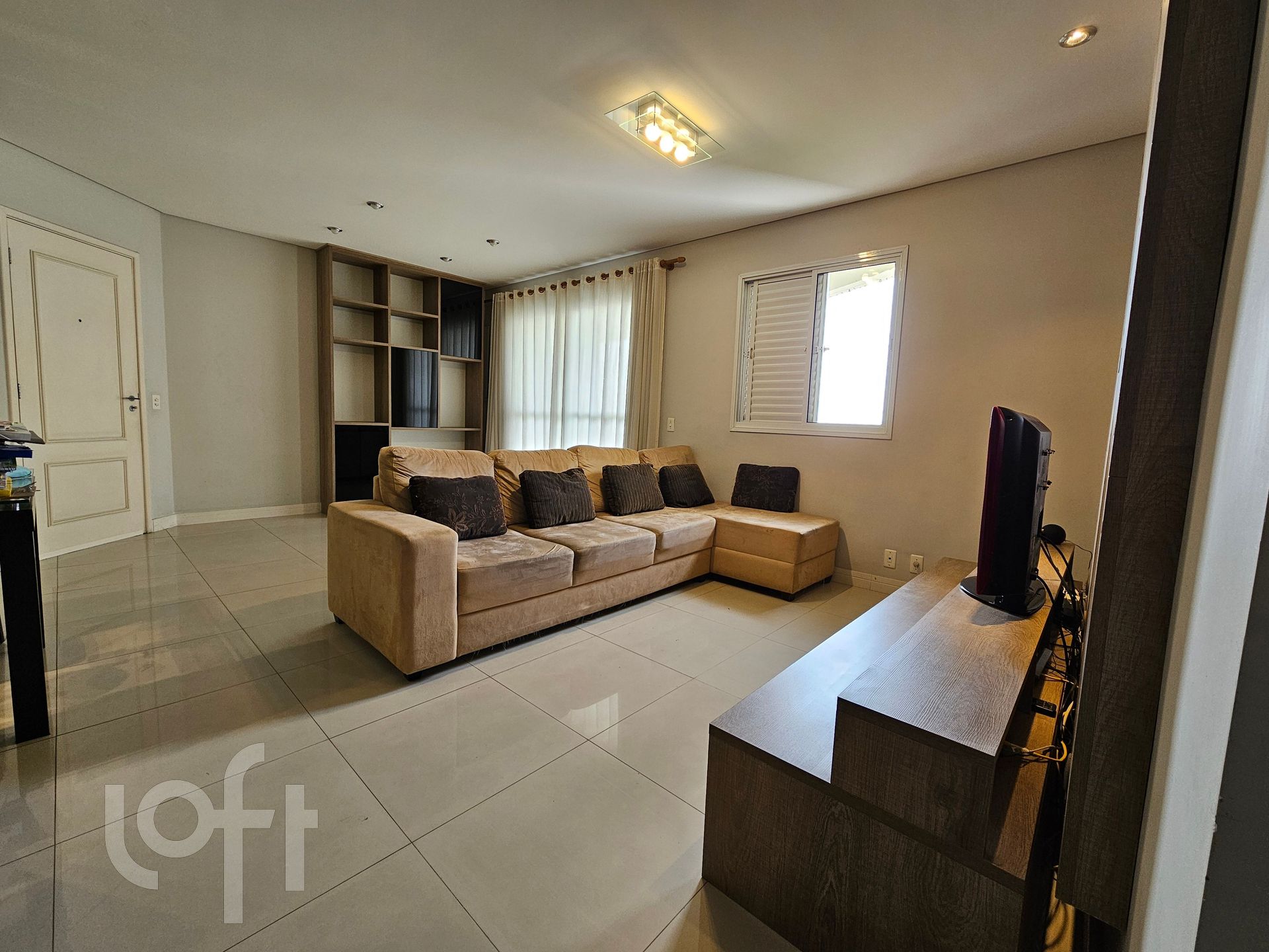 Apartamento à venda com 2 quartos, 90m² - Foto 1