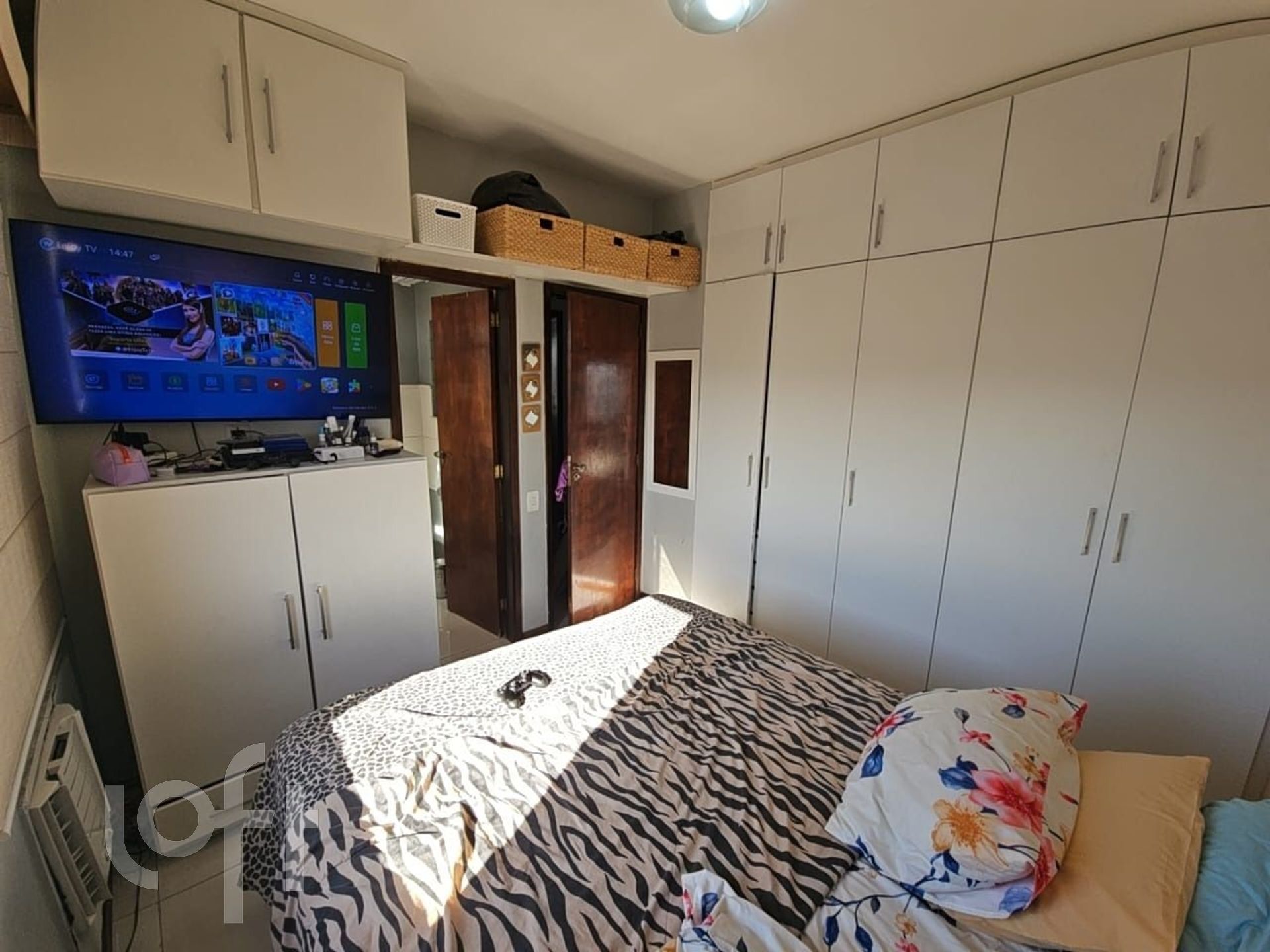 Apartamento à venda com 3 quartos, 192m² - Foto 12