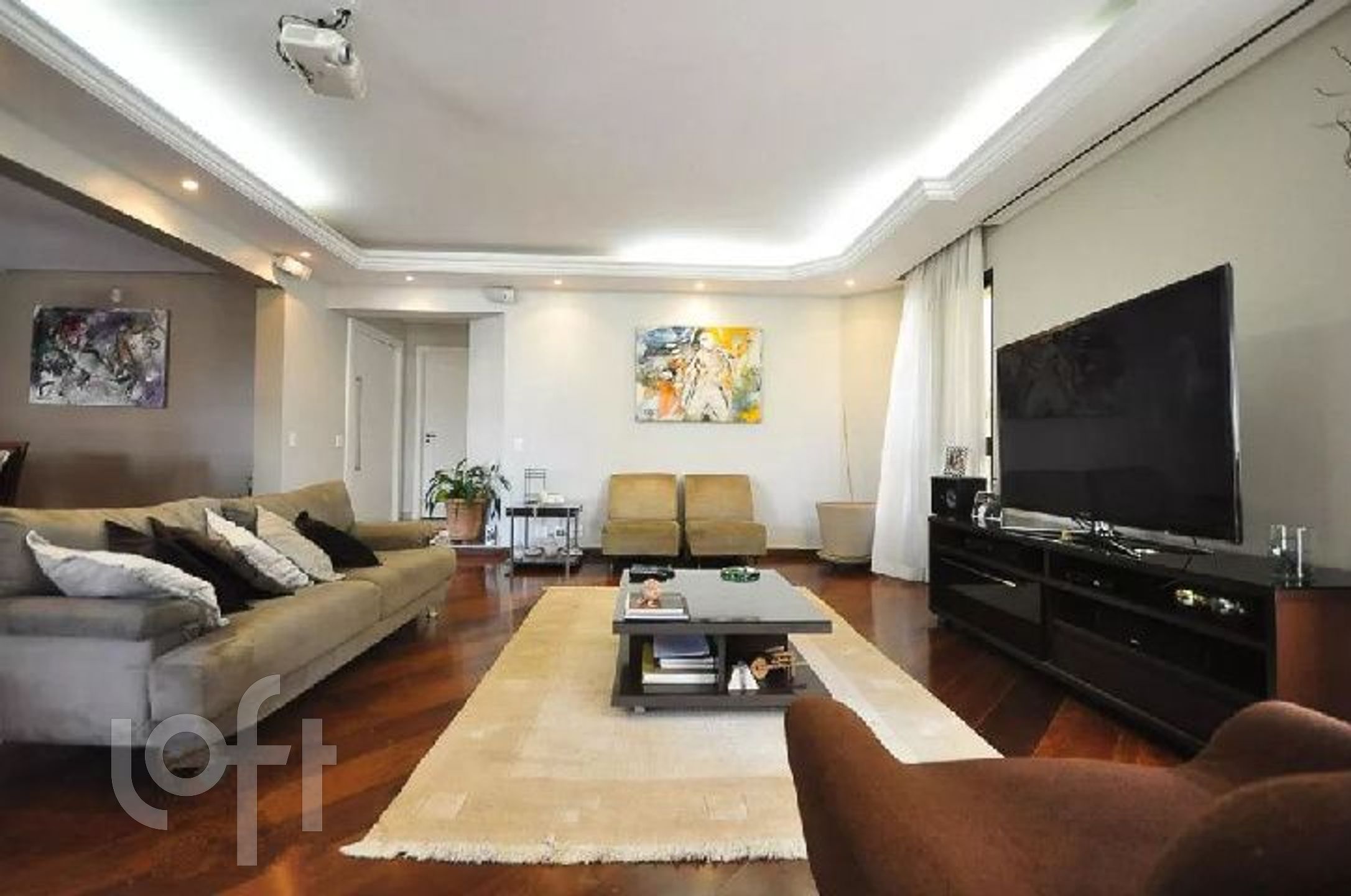 Apartamento à venda com 4 quartos, 244m² - Foto 1