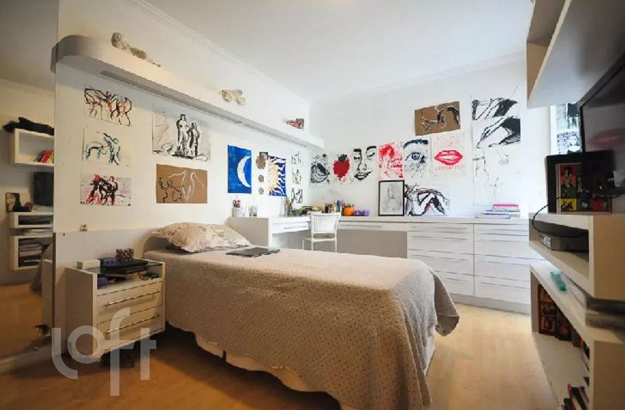 Apartamento à venda com 4 quartos, 244m² - Foto 5