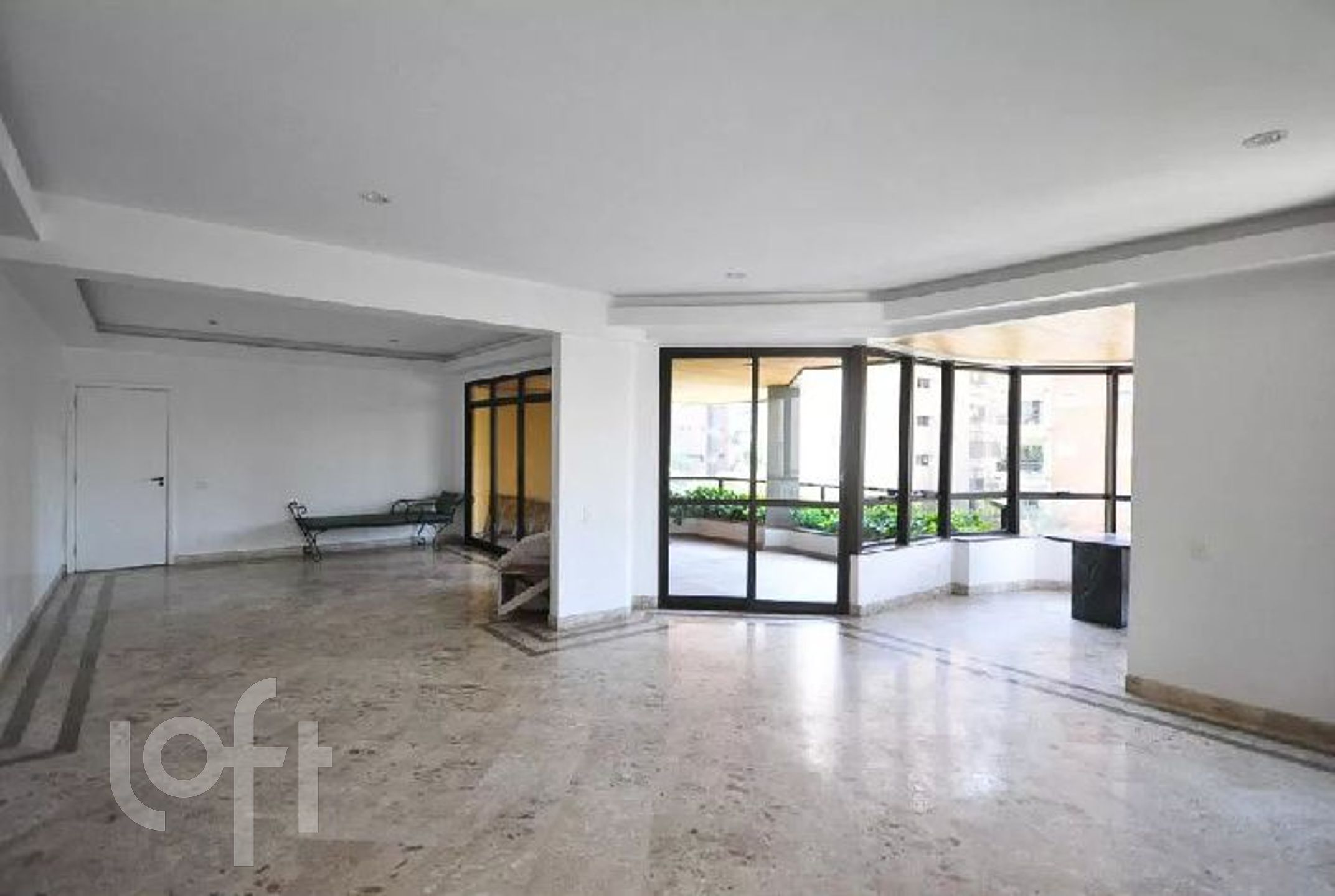 Apartamento à venda com 4 quartos, 244m² - Foto 18