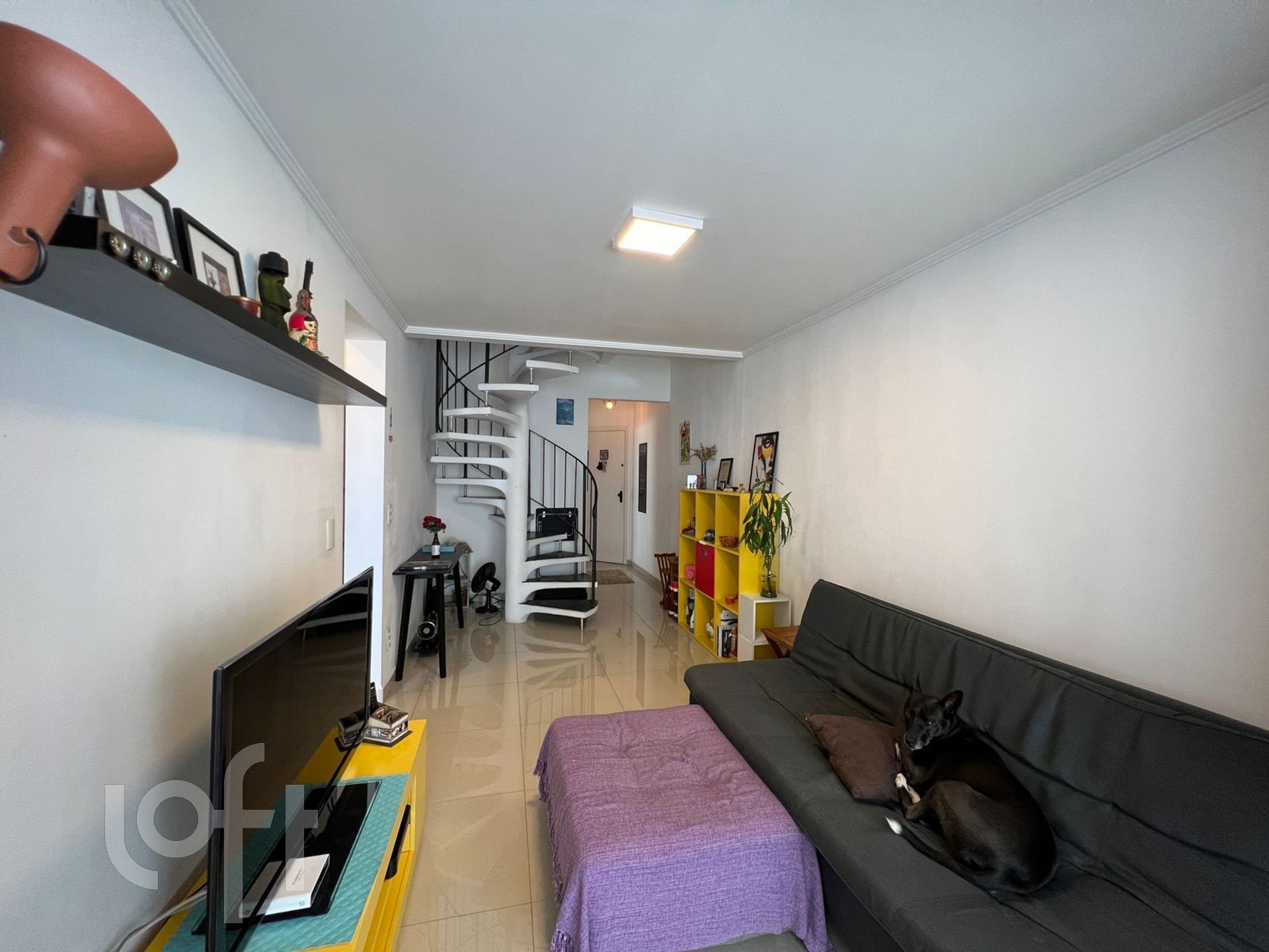 Apartamento à venda com 2 quartos, 107m² - Foto 2