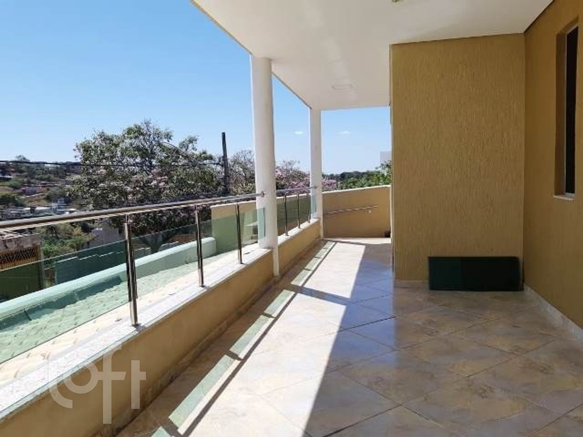 Casa à venda com 4 quartos, 360m² - Foto 5