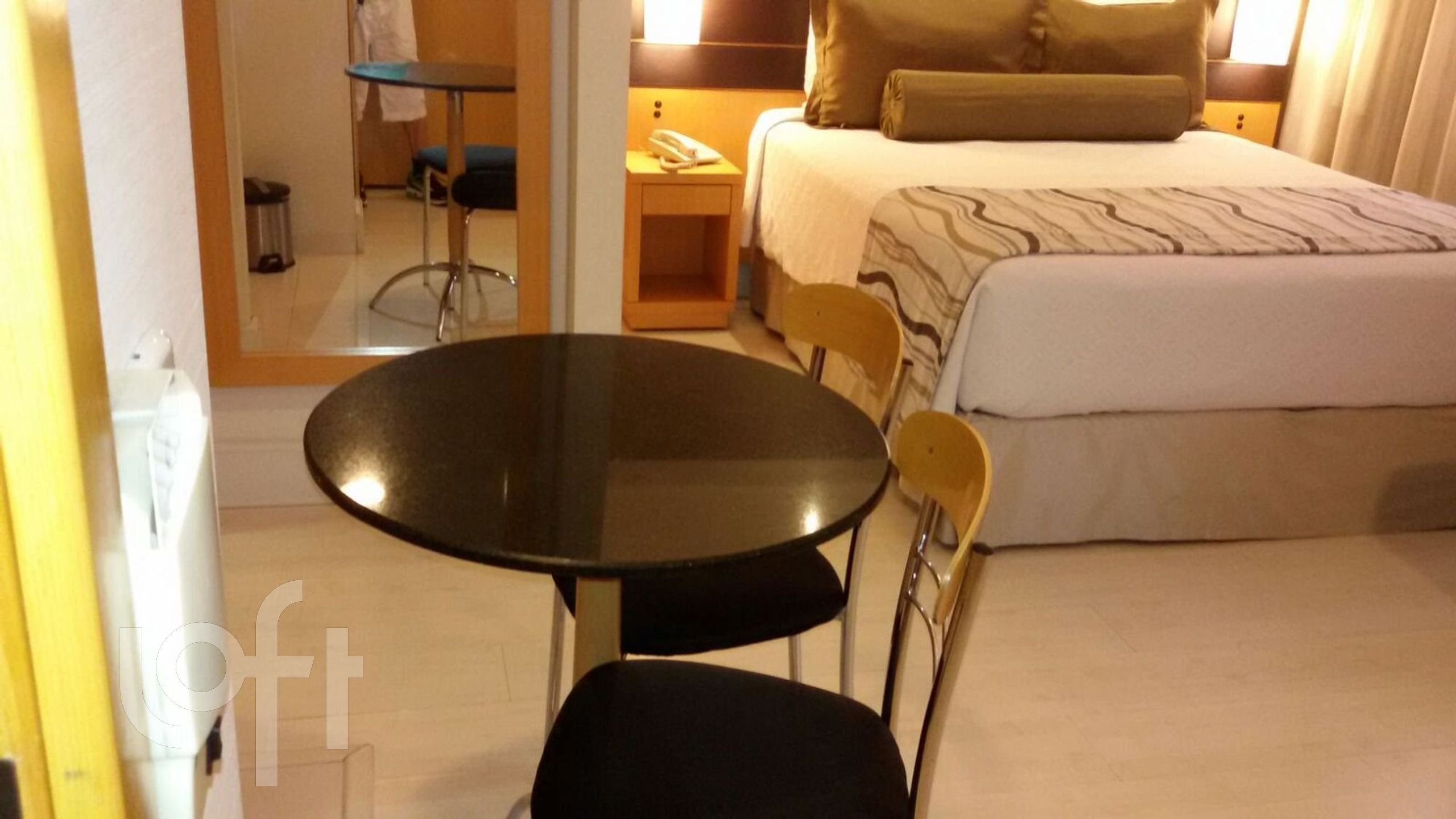 Apartamento à venda com 2 quartos, 91m² - Foto 2