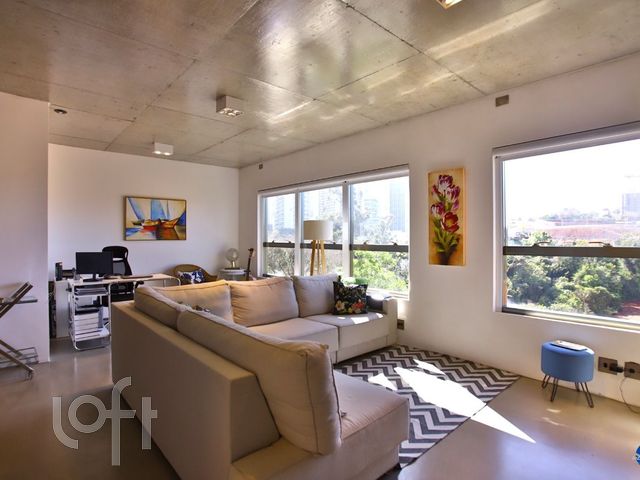 Apartamento com 68m², 2 dormitórios, 1 suíte, 1 vaga, Petrópolis em Porto Alegre