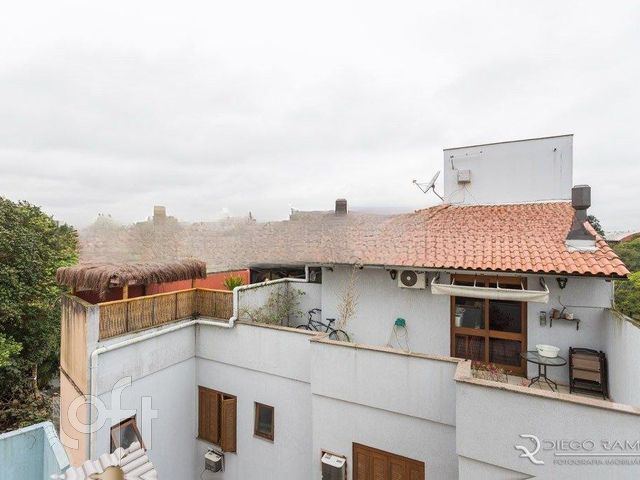 Apartamento com 91m², 2 dormitórios, 1 suíte, 1 vaga, Vila Ipiranga em Porto Alegre