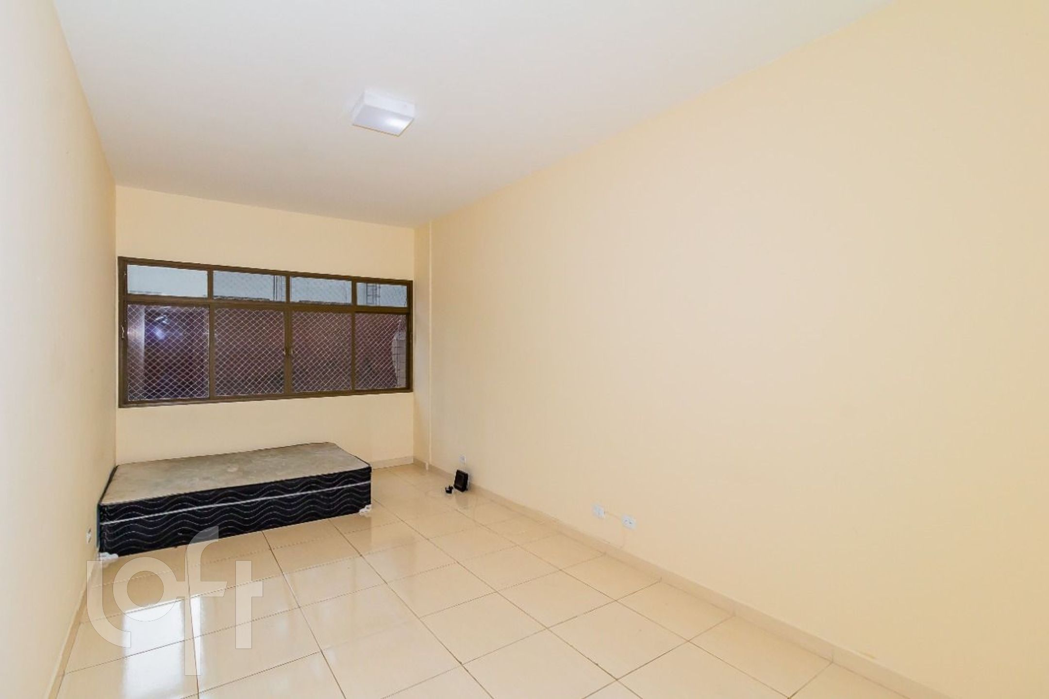 Apartamento à venda com 1 quarto, 44m² - Foto 1