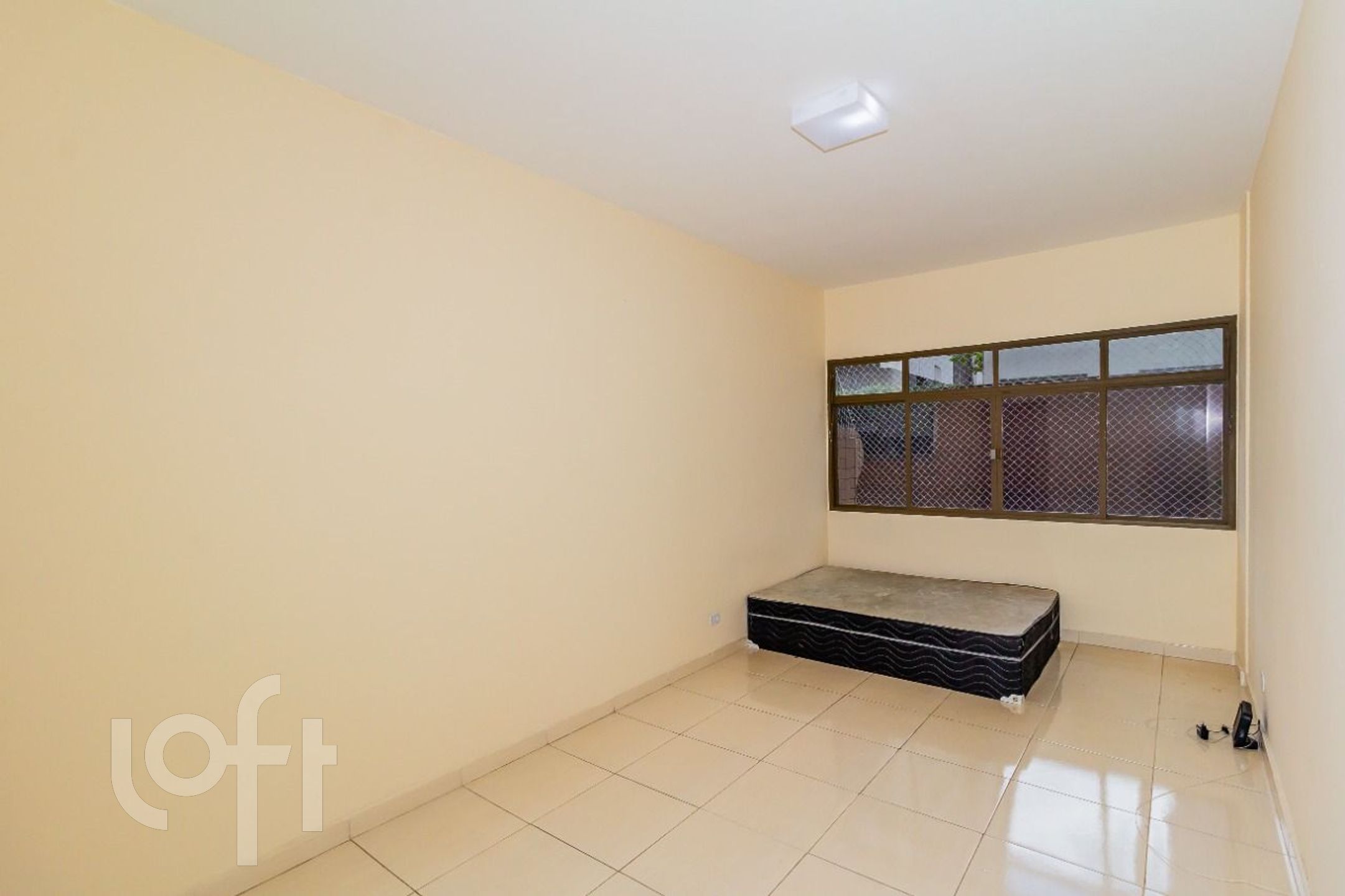 Apartamento à venda com 1 quarto, 44m² - Foto 2