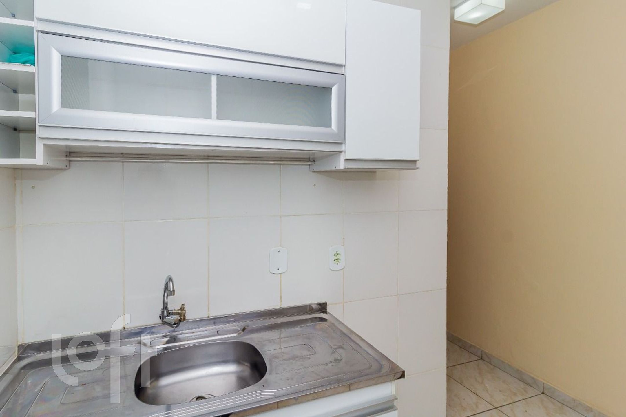 Apartamento à venda com 1 quarto, 44m² - Foto 9