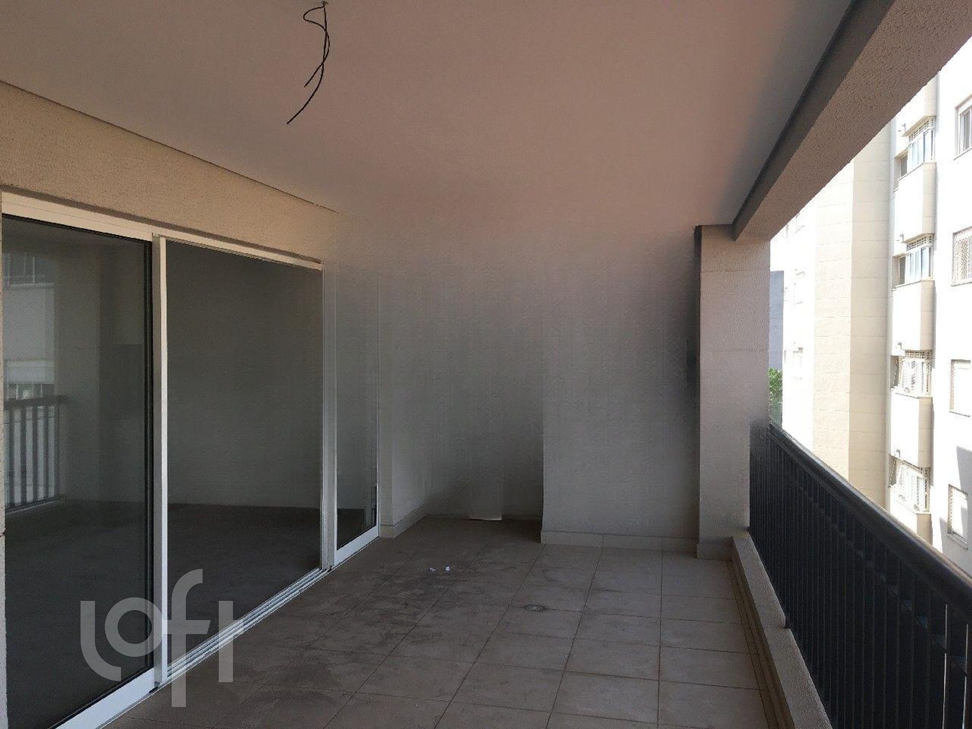 Apartamento à venda com 4 quartos, 161m² - Foto 1