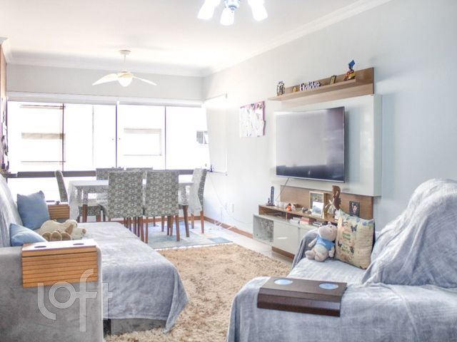 Apartamento com 82m², 2 dormitórios, 1 suíte, Higienópolis em Porto Alegre