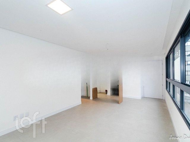 Apartamento com 122m², 2 dormitórios, 1 suíte, 1 vaga, Rio Branco em Porto Alegre