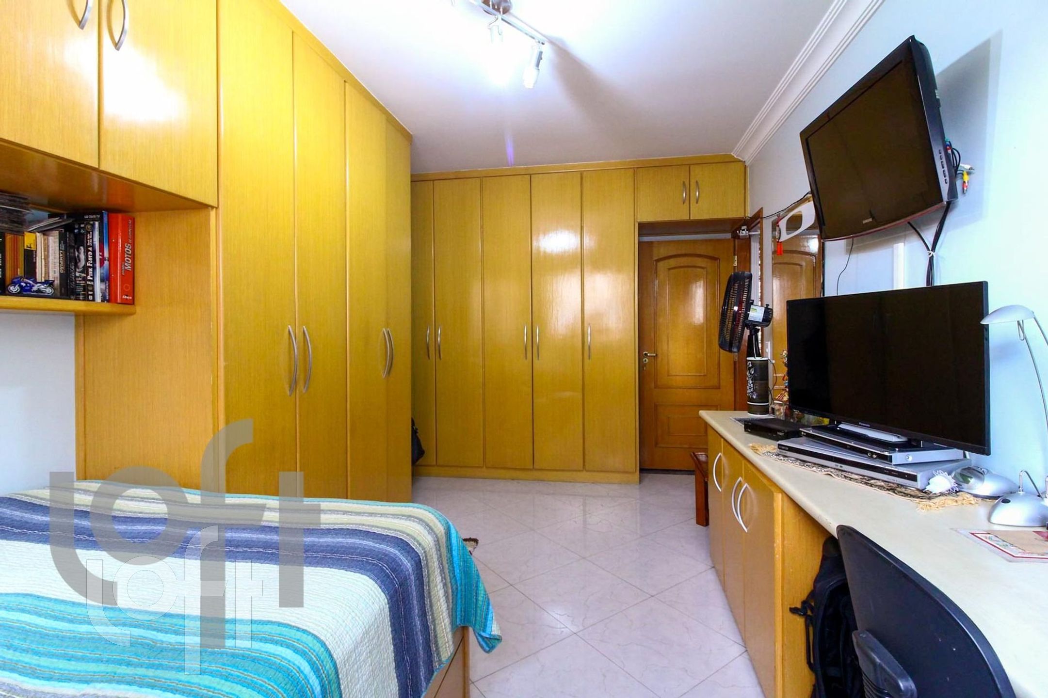 Apartamento à venda com 4 quartos, 190m² - Foto 7