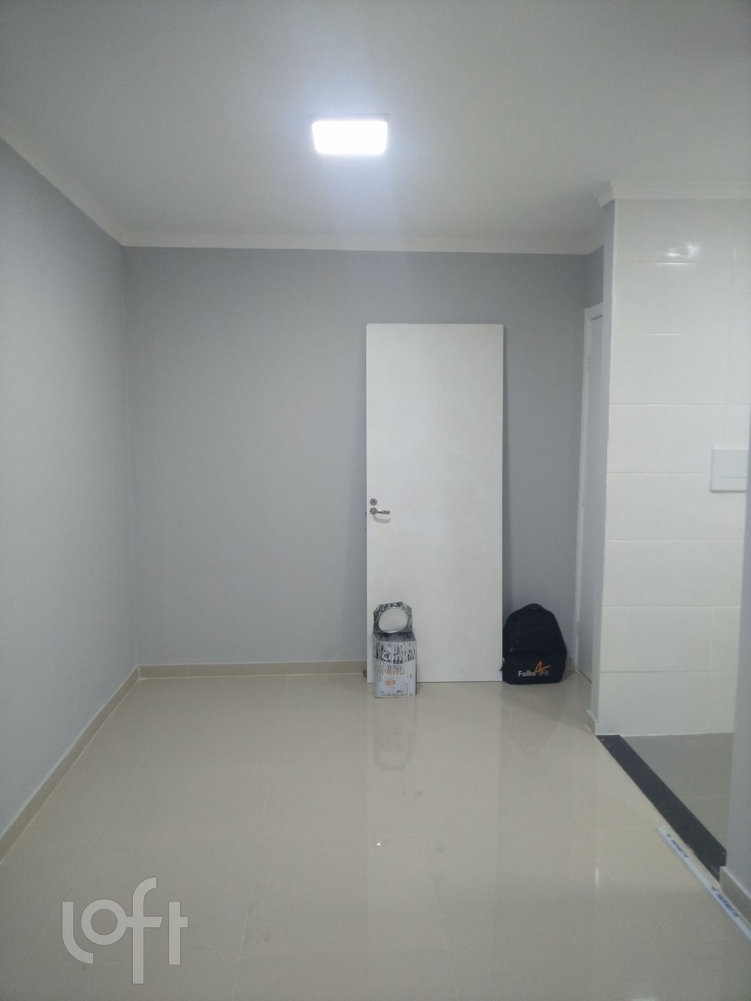 Apartamento à venda com 2 quartos, 40m² - Foto 2