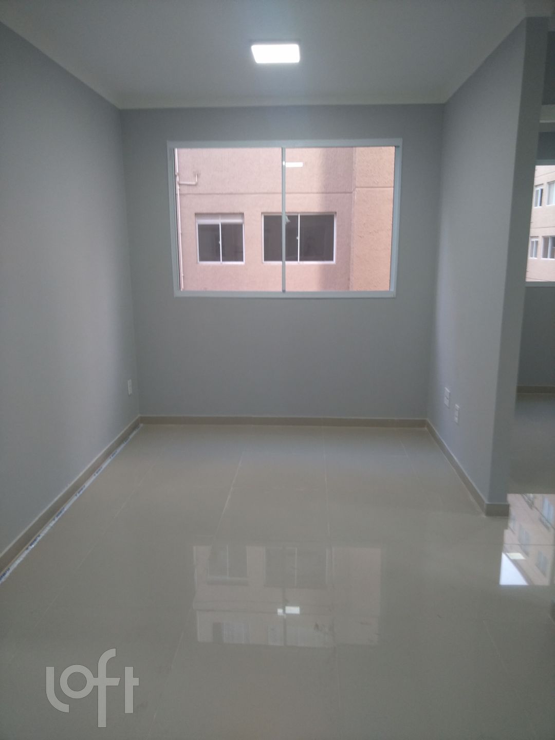 Apartamento à venda com 2 quartos, 40m² - Foto 1