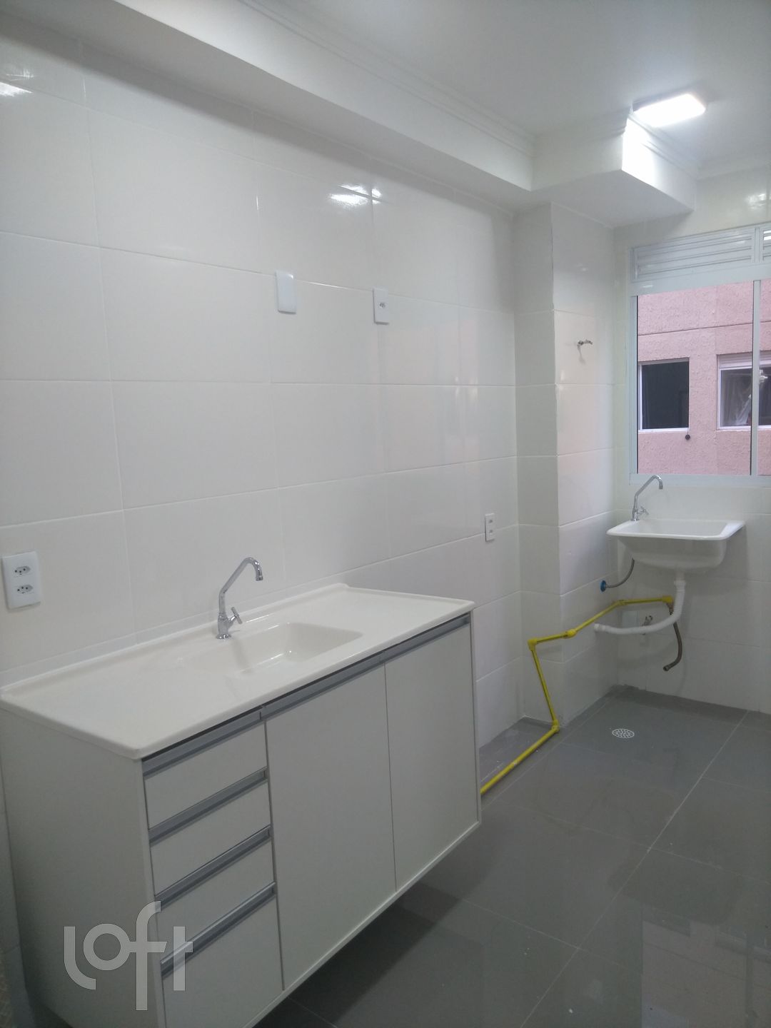 Apartamento à venda com 2 quartos, 40m² - Foto 6