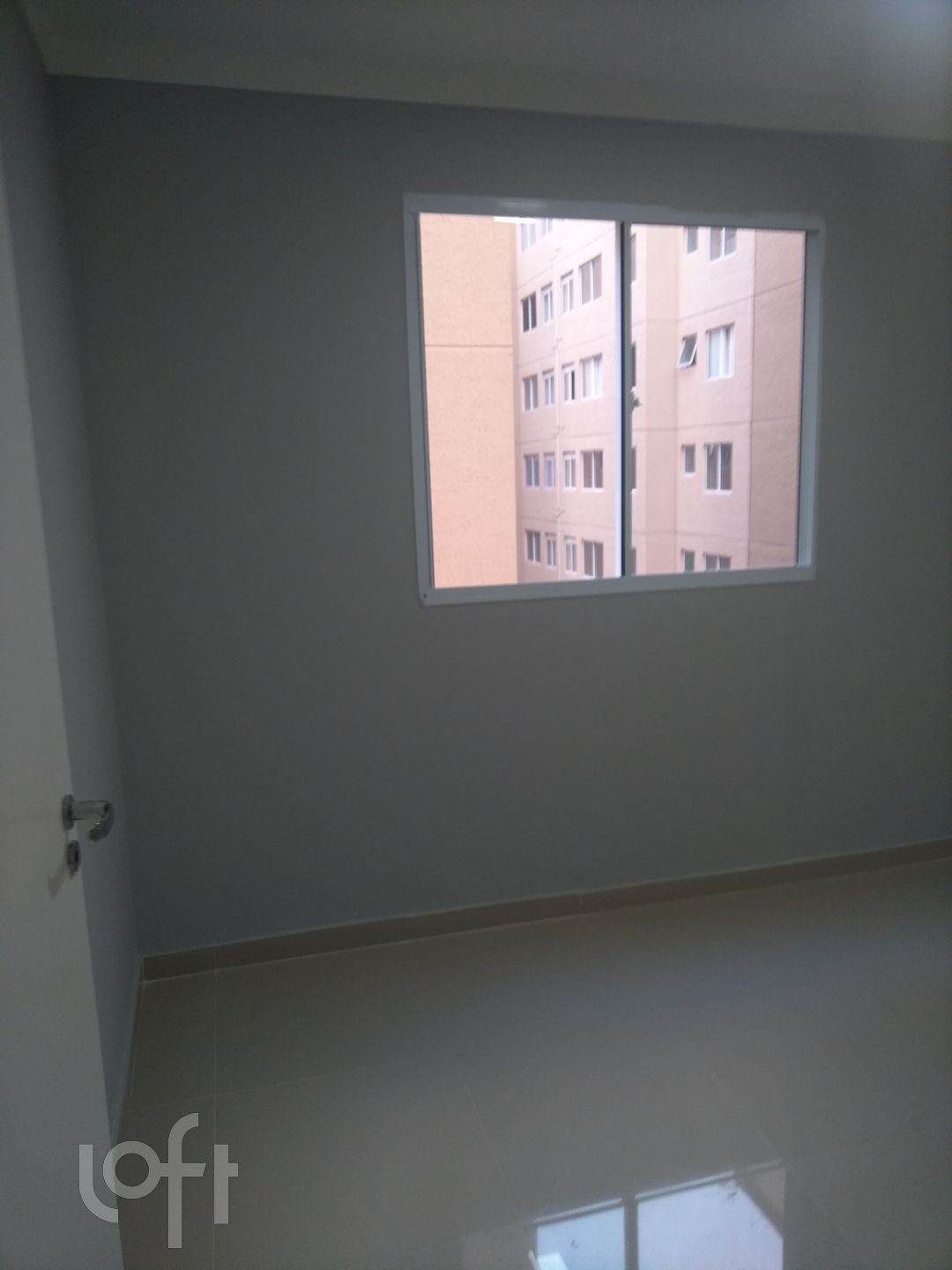 Apartamento à venda com 2 quartos, 40m² - Foto 11