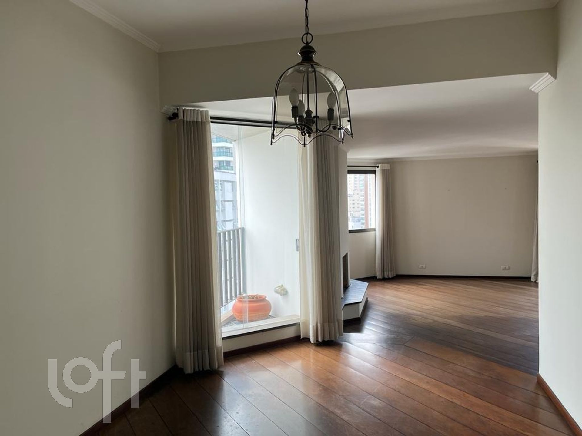 Apartamento à venda com 3 quartos, 198m² - Foto 5