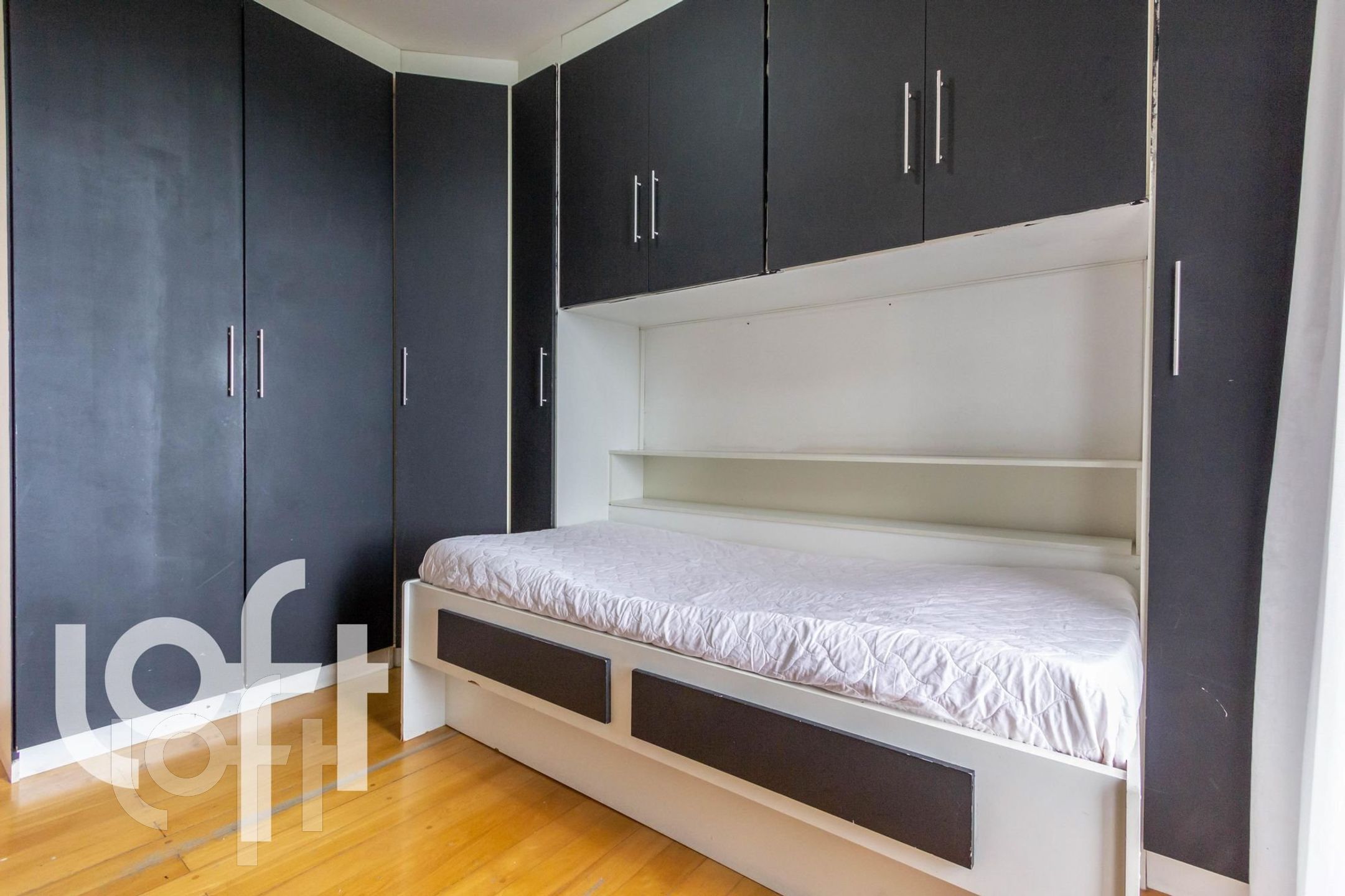 Apartamento à venda com 2 quartos, 76m² - Foto 9