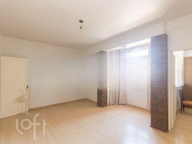 Apartamento com 132m², 2 dormitórios, 1 suíte, Floresta em Porto Alegre