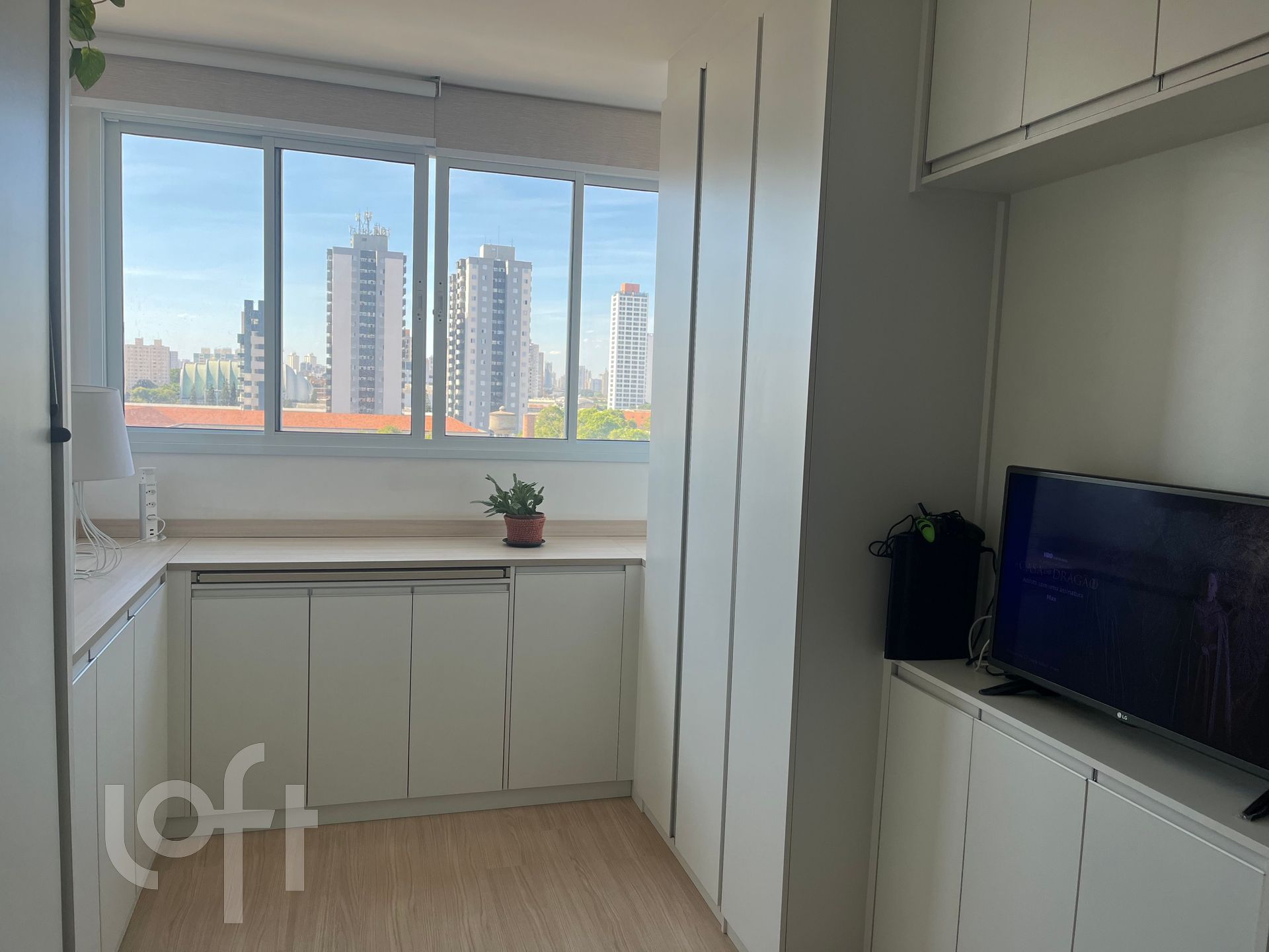 Apartamento à venda com 1 quarto, 27m² - Foto 2