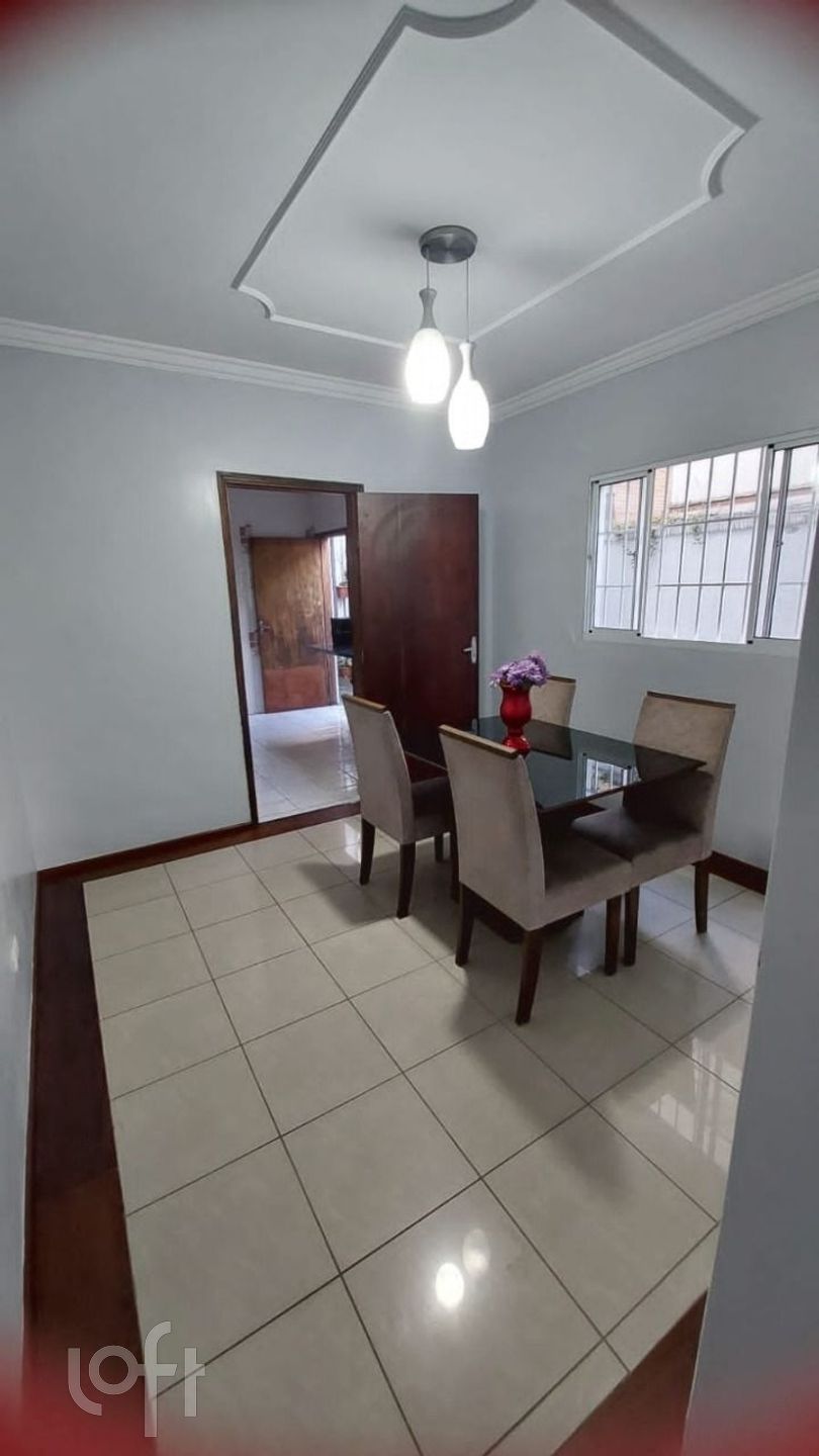 Casa à venda em Vila Sônia com 200 m², 4 quartos,