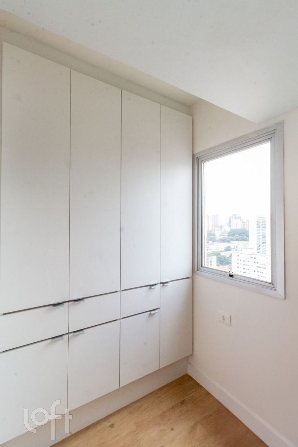 Apartamento à venda com 3 quartos, 243m² - Foto 13