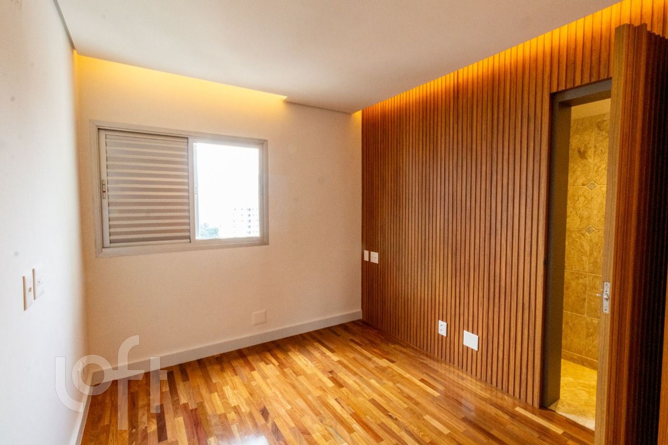 Apartamento à venda com 3 quartos, 243m² - Foto 16