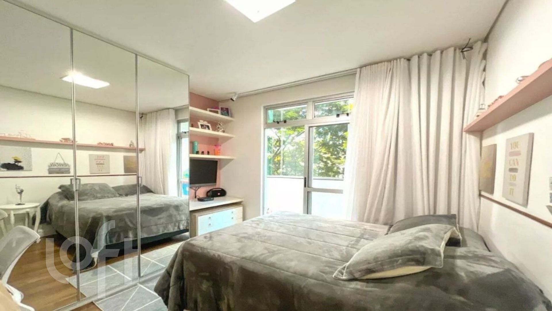 Apartamento à venda com 5 quartos, 250m² - Foto 22