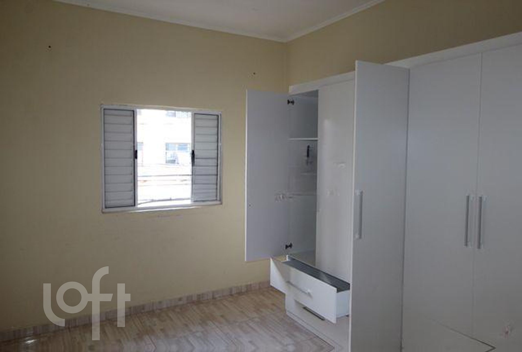 Casa à venda com 2 quartos, 100m² - Foto 5