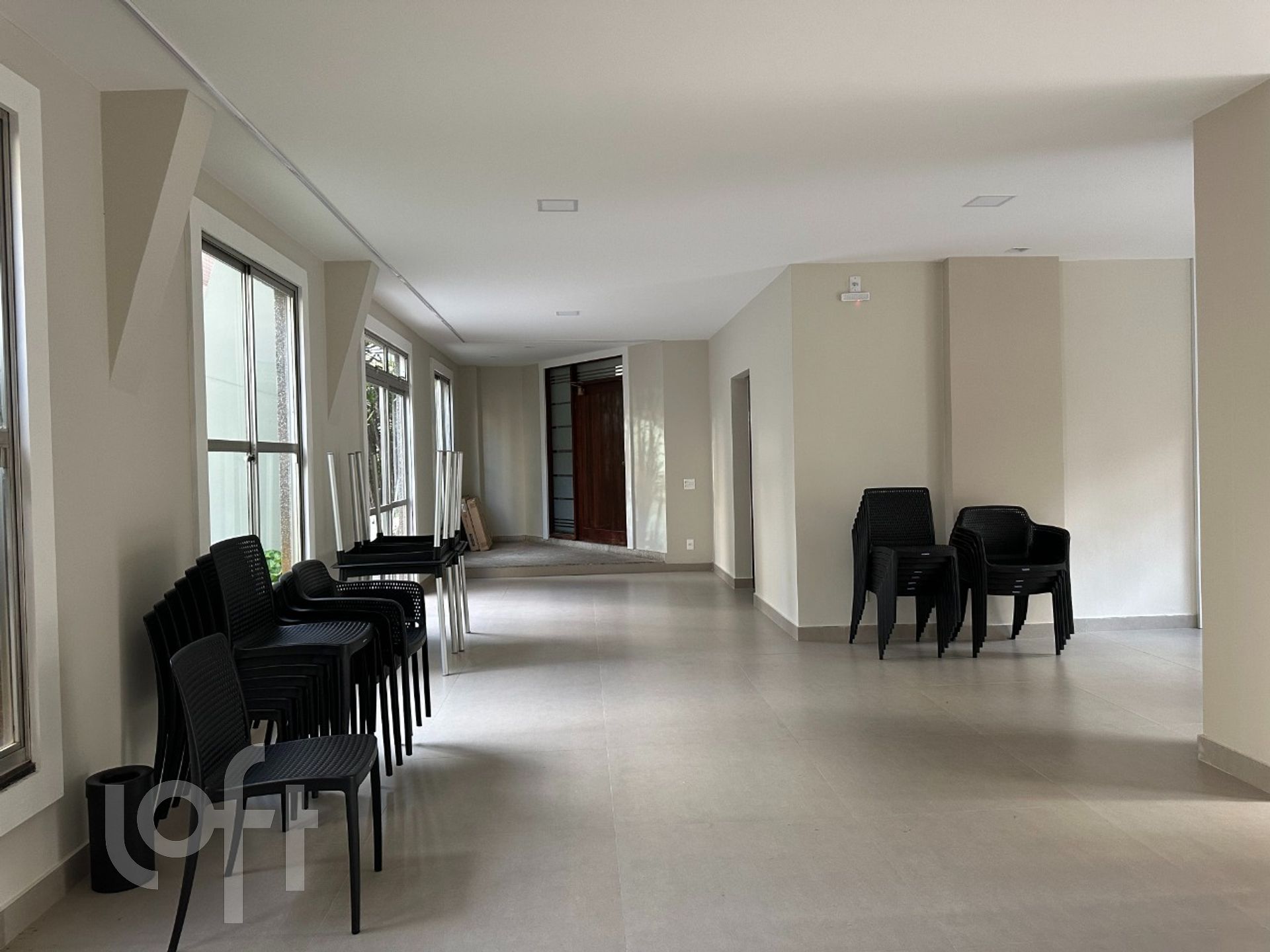 Apartamento à venda com 4 quartos, 180m² - Foto 10