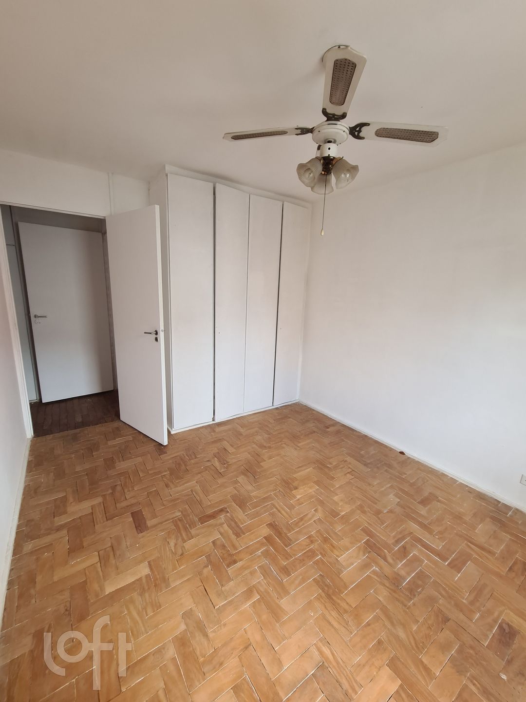 Apartamento à venda com 3 quartos, 199m² - Foto 8