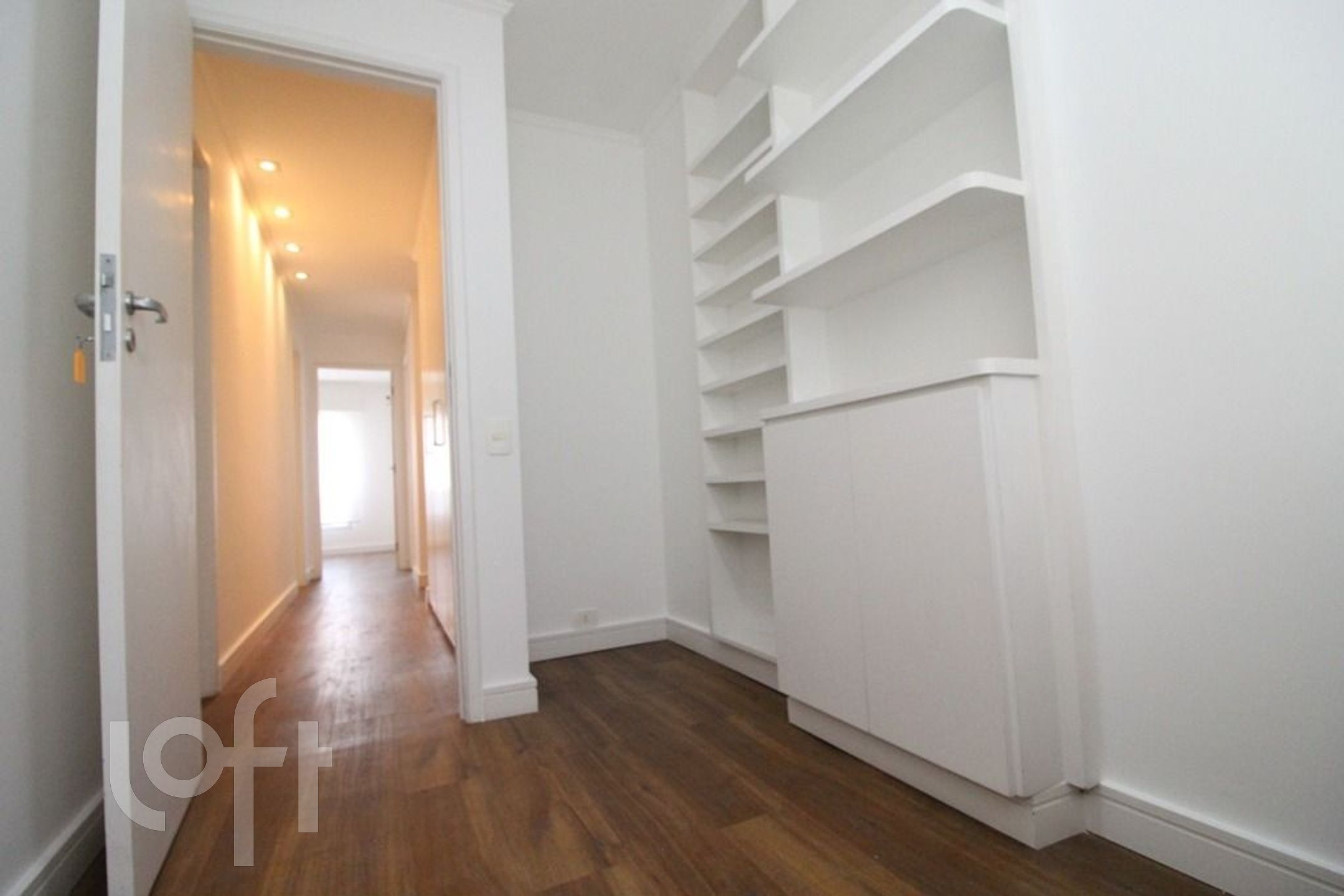 Apartamento à venda com 3 quartos, 150m² - Foto 14