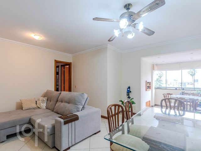 Apartamento com 91m², 3 dormitórios, 1 suíte, 1 vaga, Menino Deus em Porto Alegre