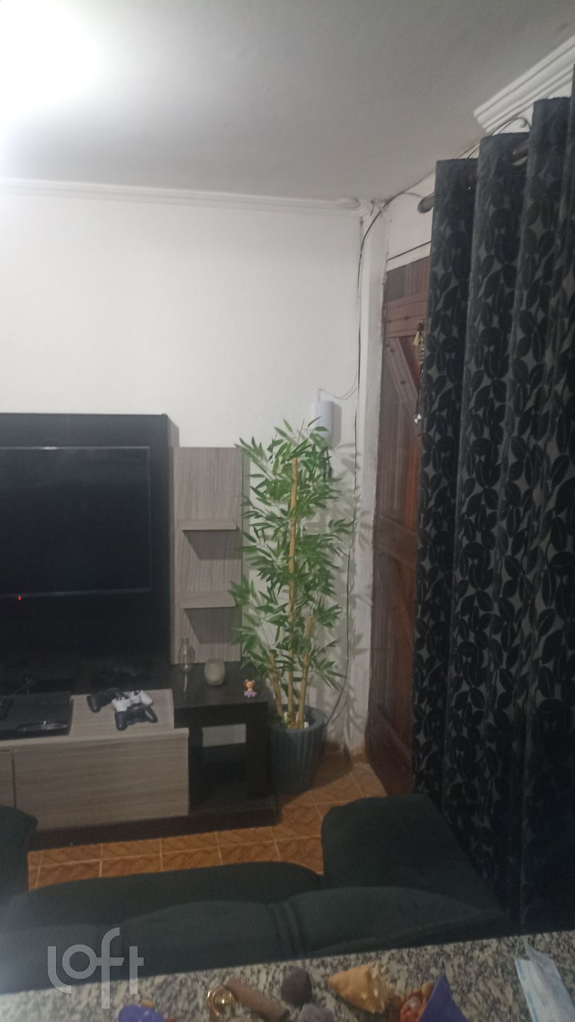 Apartamento à venda com 2 quartos, 43m² - Foto 4