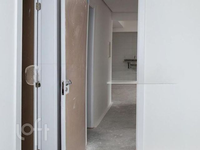 Apartamento com 65m², 2 dormitórios, 1 suíte, 1 vaga, Higienópolis em Porto Alegre