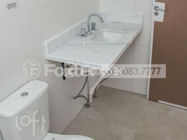 Apartamento com 65m², 2 dormitórios, 1 suíte, 1 vaga, Higienópolis em Porto Alegre